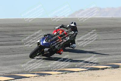 media/Oct-13-2025-Moto Forza (Mon) [[a66d839500]]/3-B Group/Session 2 (Bowl)/